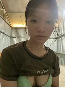 Elisa-a online show from April 11, 9:24 am