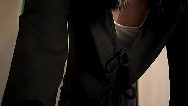 JessbutnotJessi online show from April 15, 5:03 am