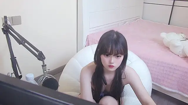 NINI531 online show from April 16, 11:33 am