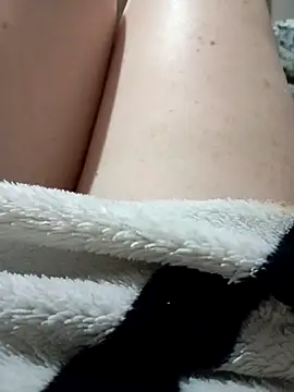 bela casadinhaa online show from April 13, 10:43 am