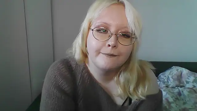 Elayne Sweet online show from April 15, 8:10 am