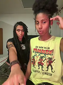 Snapshot of Sun_lynx_Love chatting on July 25, 12:20 am Sun lynx Love online show from July 25, 12:20 am