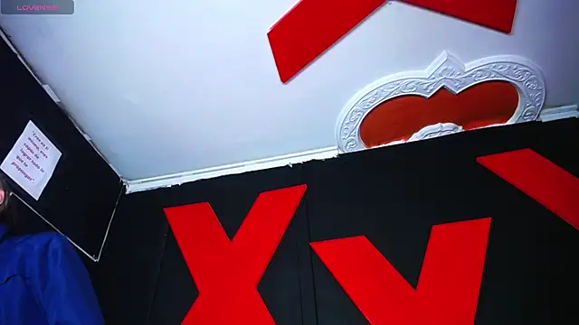 AlanFox1 online show from April 12, 1:38 pm