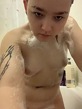 KimCarr online show from April 4, 10:13 am