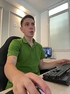 Liam Fiire online show from April 16, 2:51 pm