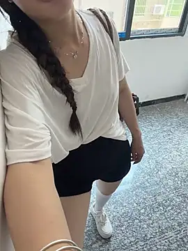 Snapshot of Xiaoyunduo1 chatting on June 22, 5:59 am Xiaoyunduo1 online show from June 22, 5:59 am