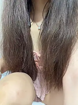 Snapshot of Xiaoyunduo1 chatting on July 18, 7:34 am Xiaoyunduo1 online show from July 18, 7:34 am