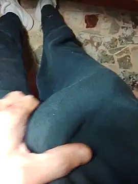 SecretShape online show from April 14, 6:14 pm