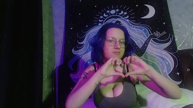 little chappy online show from April 16, 12:28 pm