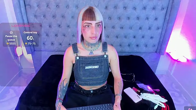 Gyal Smith online show from July 16, 12:49 am