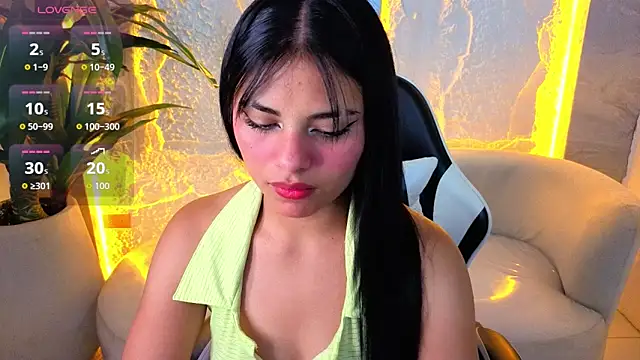 sofiaatp online show from April 13, 5:29 pm