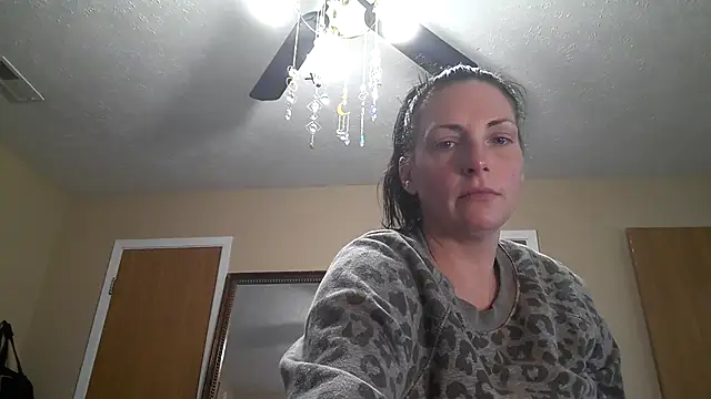 taylorsunshine online show from April 5, 3:53 pm