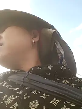 jikey-bibi online show from April 11, 12:15 am