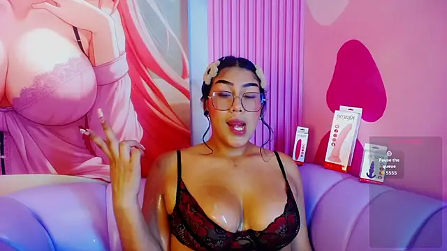 Alaia Russo online show from April 5, 7:55 pm