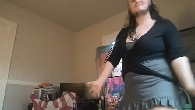 knottyn3bulara online show from April 11, 2:16 am