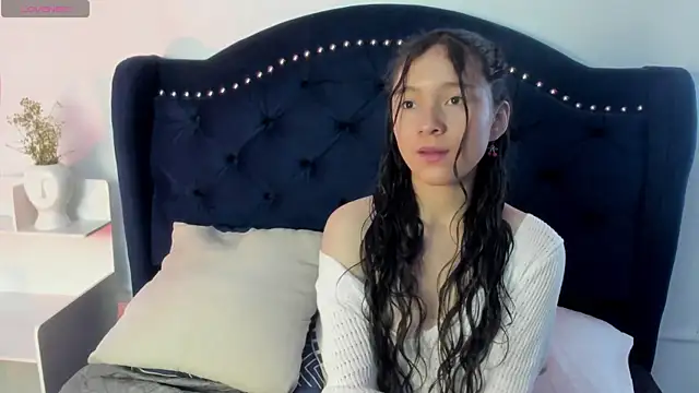 Honney Bunny18 online show from April 8, 2:39 pm