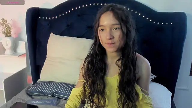 Honney Bunny18 online show from April 9, 2:44 pm