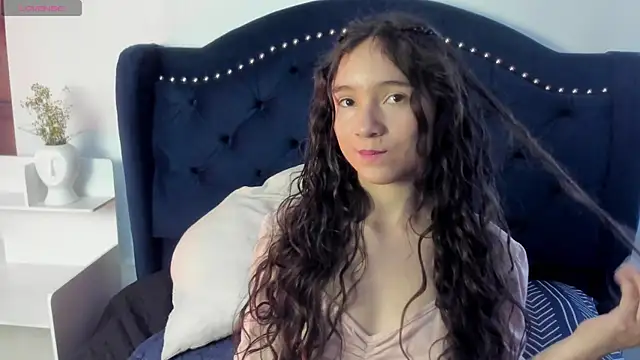 Honney Bunny18 online show from April 13, 4:12 pm