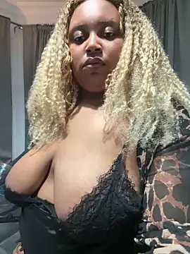 zahiraax online show from April 15, 8:53 pm