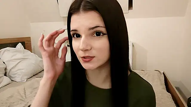 Ivy wise online show from April 5, 9:34 pm