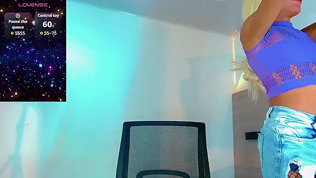 SinnthyaFoxxy online show from April 10, 7:40 pm