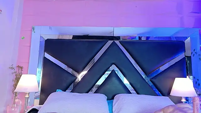 Veronica Nasty  online show from April 11, 7:18 pm