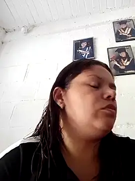 Zafiro MD online show from April 4, 1:19 pm