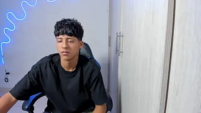 dante martinez online show from April 14, 8:15 pm