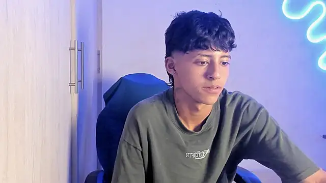 dante martinez online show from April 17, 10:13 pm