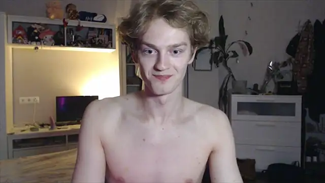 Daniel Yumm online show from April 15, 12:50 am