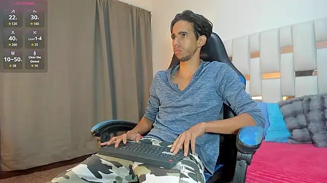 Alessandro Abruzzo online show from April 9, 1:05 pm