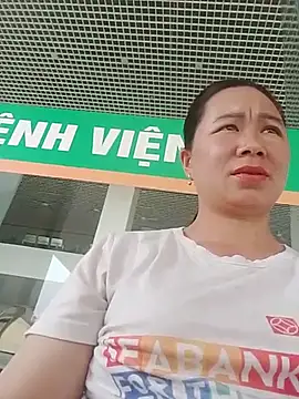 kiss-my online show from April 13, 4:40 am