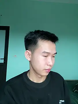 tuanhip online show from April 4, 1:04 am