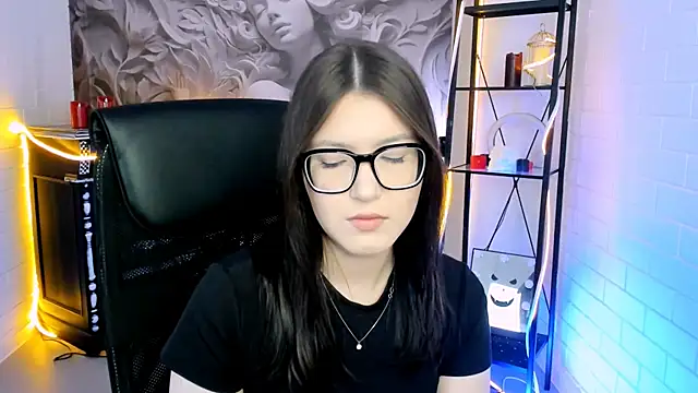 JennyGibson online show from June 16, 5:10 am
