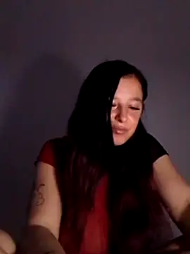 EmmaWillow online show from April 15, 6:59 pm