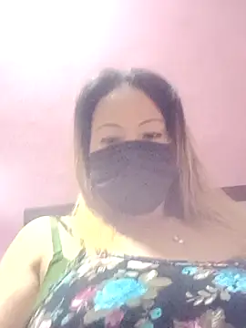 Bristy BigBoobs online show from April 12, 3:17 pm