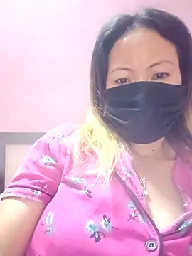 Bristy BigBoobs online show from April 14, 3:12 am