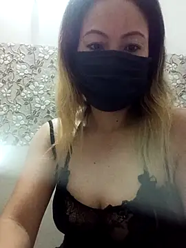 Snapshot of Bristy_BigBoobs chatting on April 26, 2:48 pm Bristy BigBoobs online show from April 26, 2:48 pm