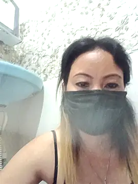 Snapshot of Bristy_BigBoobs chatting on April 29, 3:16 pm Bristy BigBoobs online show from April 29, 3:16 pm