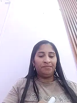 SofiaMendez1  online show from April 15, 8:31 pm