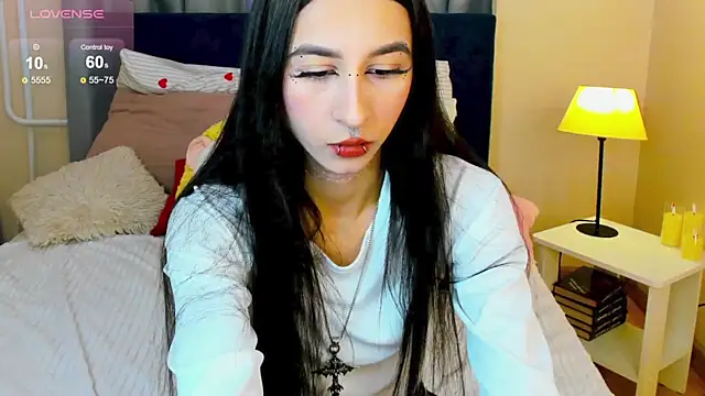 Snapshot of MelissaSparrow chatting on May 27, 1:02 am MelissaSparrow online show from May 27, 1:02 am