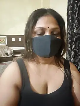 SluttySonam online show from April 8, 7:58 pm