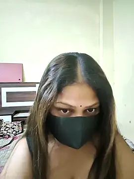 SluttySonam online show from April 10, 7:02 am