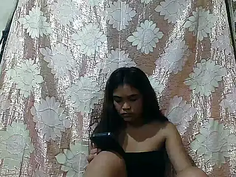 AsianPinay18 online show from April 4, 9:23 pm