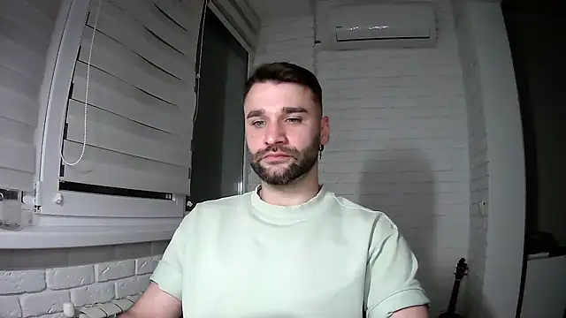 DaddySlava online show from April 1, 7:11 pm