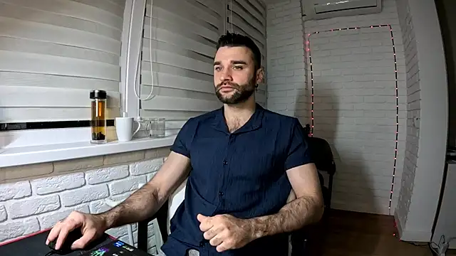 DaddySlava online show from April 15, 6:26 pm