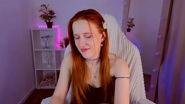 EvaBellea online show from April 15, 1:40 pm