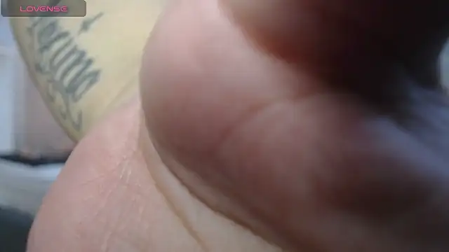 emmajewell online show from April 14, 5:52 pm