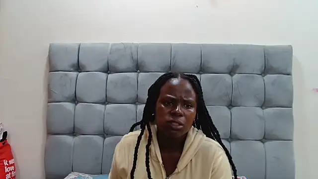 SexiestChoc online show from April 12, 5:40 pm