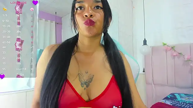 cloe maisonn online show from April 11, 1:15 pm